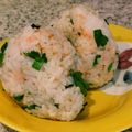 Akosua's cooksnap of when they made 鮭とパクチーのおにぎり.