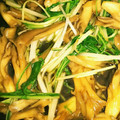 ✿苺涙花＊(もなか)✿'s cooksnap of when they made 水菜と舞茸と人参のバター醤油炒め☆.