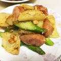 あきぽん315's cooksnap of when they made じゃが芋とｳｲﾝﾅｰのガリ醤油マヨ炒め☆.