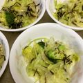 かなヒロ's cooksnap of when they made オリーブオイルと塩昆布のレタスうまサラダ.