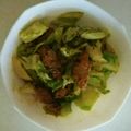 ユッキー1119's cooksnap of when they made キャベツと練り物のマヨぽん炒め.