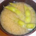 mzhroom's cooksnap of when they made 冷凍枝豆の味噌汁.