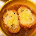 つっちーという人's cooksnap of when they made 玉ねぎ好きのオニオングラタンスープ風鍋.