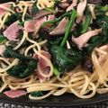 gimmick's cooksnap of when they made 旦那が作った第２弾「ほうれん草ベーコンパスタ」.