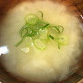 amileamila's cooksnap of when they made 簡単♪節約？玉ねぎとねぎの味噌汁.