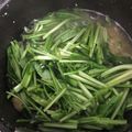 kijuhyt's cooksnap of when they made 壬生菜と揚げとしめじの炊いたん.
