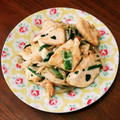 よしみるく's cooksnap of when they made とろけるチーズ×鶏肉とほうれん草炒め.