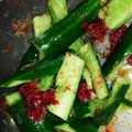 あい殿's cooksnap of when they made きゅうりの梅と鰹節としそ和え.