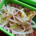 食いしん坊山ガール's cooksnap of when they made 簡単もう一品！もやしの梅肉和え.