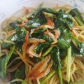 みんこまま's cooksnap of when they made サラダほうれん草と桜えびの和風春パスタ.
