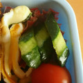 たくじろうさんたろう's cooksnap of when they made お椀でシェイク！簡単☆きゅうりの浅漬け.