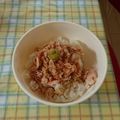 ラリー＆サラ's cooksnap of when they made Theずぼら☆鮭フレーク丼.