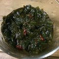 紗重桂's cooksnap of when they made フキの葉で作る佃煮だワン.