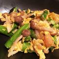 ♡Haru♡Mama's cooksnap of when they made 生姜が香る♪アスパラと海老の卵炒め.