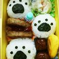 凛ちゃんです！'s cooksnap of when they made 簡単キャラ弁☆３匹の猫の肉球おにぎり弁当.