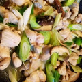 ⭐️ラム⭐️'s cooksnap of when they made 白ネギと鶏のみそ炒め.