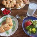 yesmama's cooksnap of when they made 黒胡椒･ガーリックのウインナーフランス.