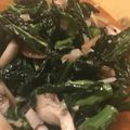 Malolonlon's cooksnap of when they made 黒キャベツとキノコのニンニク炒め.