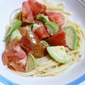 cyobindish's cooksnap of when they made 超簡単☆トマトとアボカドの和風パスタ.