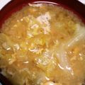 ♥ミルクティ♥'s cooksnap of when they made キャベツと卵のみそ汁《キャベ玉》.