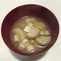サーフブレイド's cooksnap of when they made 油揚げと絹ごし豆腐の味噌汁.