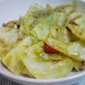 ＊ハルヲ＊'s cooksnap of when they made 残りカレーのキャベツ炒め.