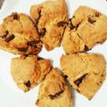 asm_u_u_n's cooksnap of when they made 混ぜて焼くだけ！スタバ風スコーン☆.
