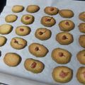 ひろみつばち's cooksnap of when they made 桜のほろほろクッキー.