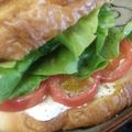 hawaiisunny's cooksnap of when they made カプレーゼ風クロワッサンサンド。.