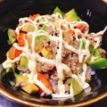 てんてこﾏｲﾏｲ's cooksnap of when they made トマトとアボカドのそぼろ丼.