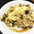 ゆみゆみ81's cooksnap of when they made 豚＆玉ねぎ＆しめじの卵とじ丼☆.