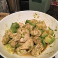 かずまーる's cooksnap of when they made もう一品に鶏ササミとアボカドのワサビ和え.