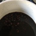 ヨウコ牛's cooksnap of when they made 保温ポット様々。黒豆の煮物♪.