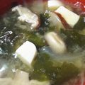 ゆきひろいち's cooksnap of when they made 玉葱、椎茸、ワカメ、豆腐の具沢山味噌汁.