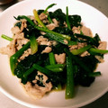 pimpa44's cooksnap of when they made 簡単おかず♡ほうれん草と豚肉の甘辛炒め.