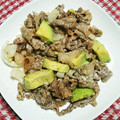 akokuma♪'s cooksnap of when they made 豚コマ肉とアボカドのにんにくマヨ炒め.