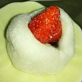 なにわのいっちゃん's cooksnap of when they made 見栄え最高♪いちご大福★簡単レンジ白玉粉.