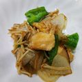 みしゃとる's cooksnap of when they made やわらか鶏むね肉とキノコのガリバタ醤油.