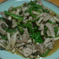 クックRJ7YK2☆'s cooksnap of when they made ご飯が進む！鶏肉と舞茸の甘辛炒め.
