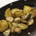 santomo☆'s cooksnap of when they made じゃがいもとエリンギ◎マヨネーズ炒め.