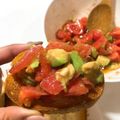 akunmam's cooksnap of when they made トマトとアボカドのブルスケッタ.