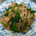 料理未熟主婦∂▽∂'s cooksnap of when they made 簡単！ほうれん草とベーコンのバター炒め！.