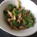 クック164GH4☆'s cooksnap of when they made ピーマンとしめじのバタポン炒め＊.