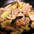 aikokoa's cooksnap of when they made 豚と茄子としめじとキャベツのあっさり炒め.