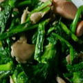 新米ママの時短飯's cooksnap of when they made 菜の花とウインナーのガーリック炒め.