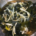キャップとラム's cooksnap of when they made 簡単☆混ぜるだけ！もやしとわかめの酢の物.