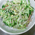 クックEKELXT☆'s cooksnap of when they made 超簡単！もやしときゅうりの和え物.