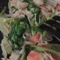 knys's cooksnap of when they made レタスとカニカマのオイスター炒め.