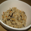 enr's cooksnap of when they made ひじきとじゃこの炊き込みご飯.