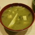 chiko87's cooksnap of when they made 春の味覚♫タケノコとワラビのお味噌汁♡.